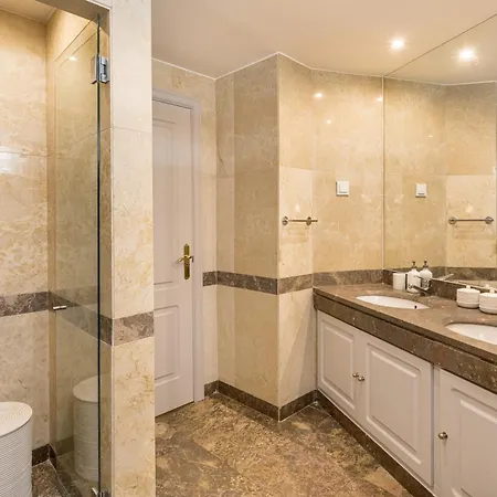 Saldanha Retreat 2br & Parking By Host For Us * ליסבון